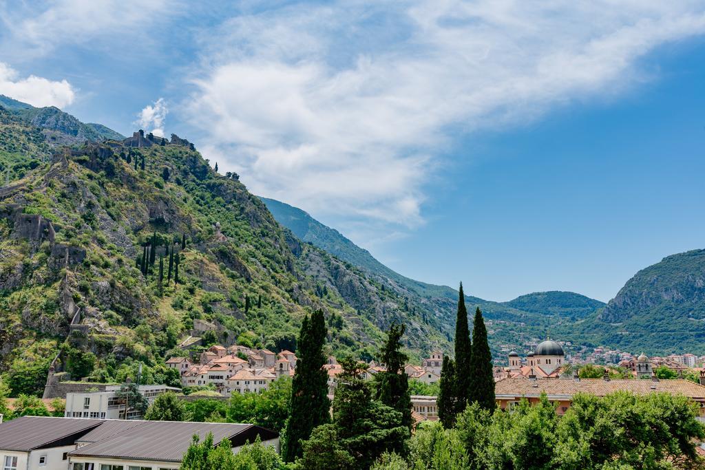 Spacious Central Magik Kotor Exterior photo
